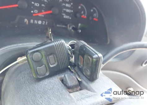 2008 Ford E-150 Commercial/Recreational z USA, uszkodzony, nr VIN 1FTNE14W48DA51758